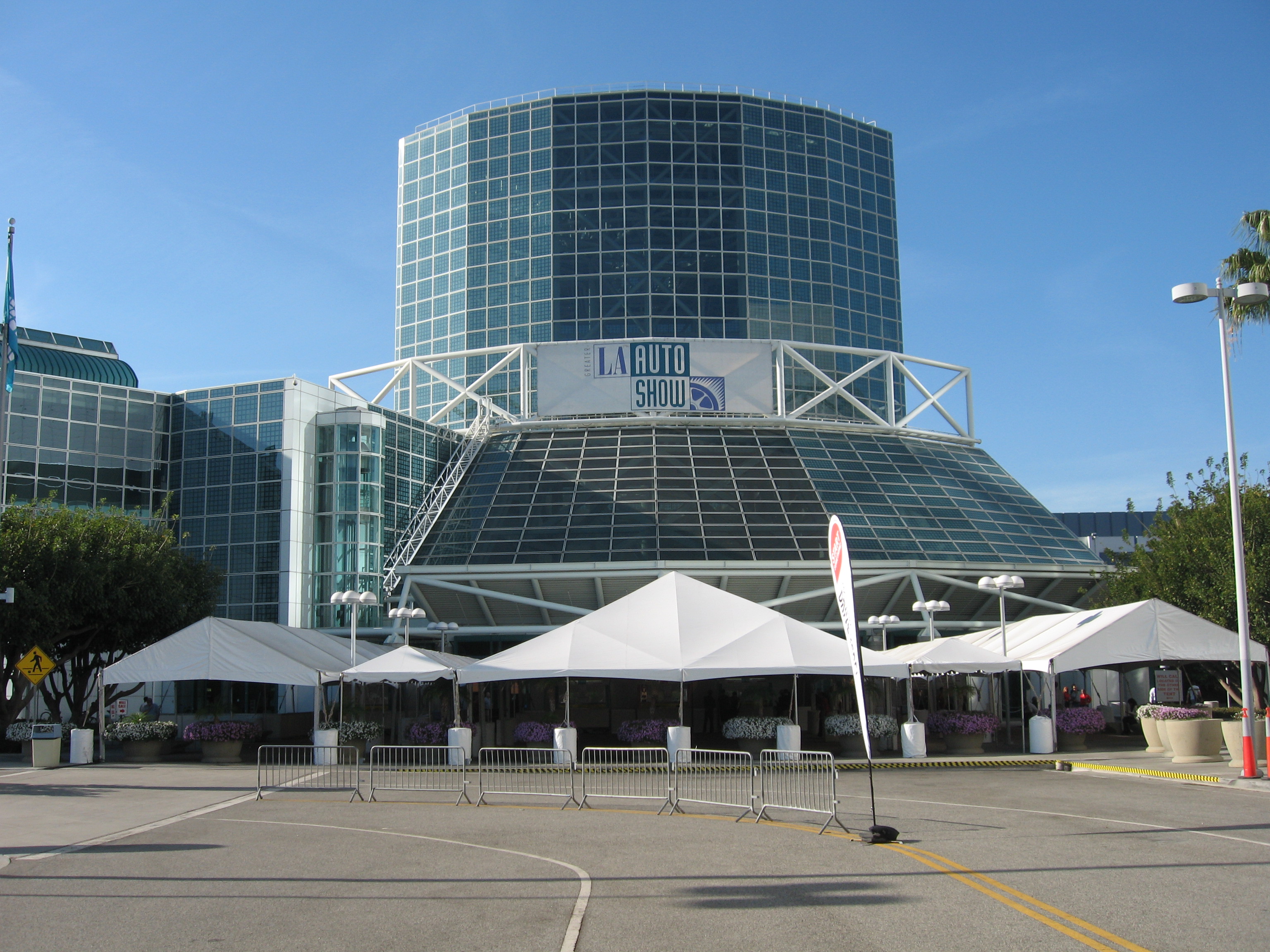 LA Convention Front